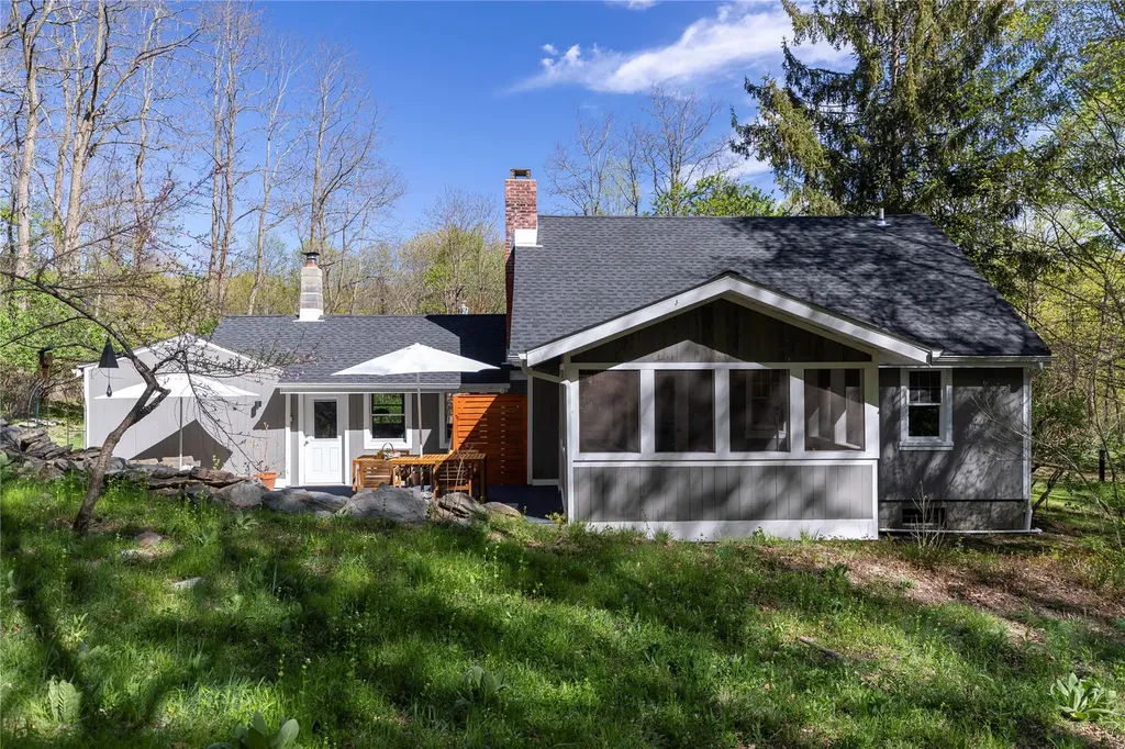 161 Camp Road Red Hook NY 12571