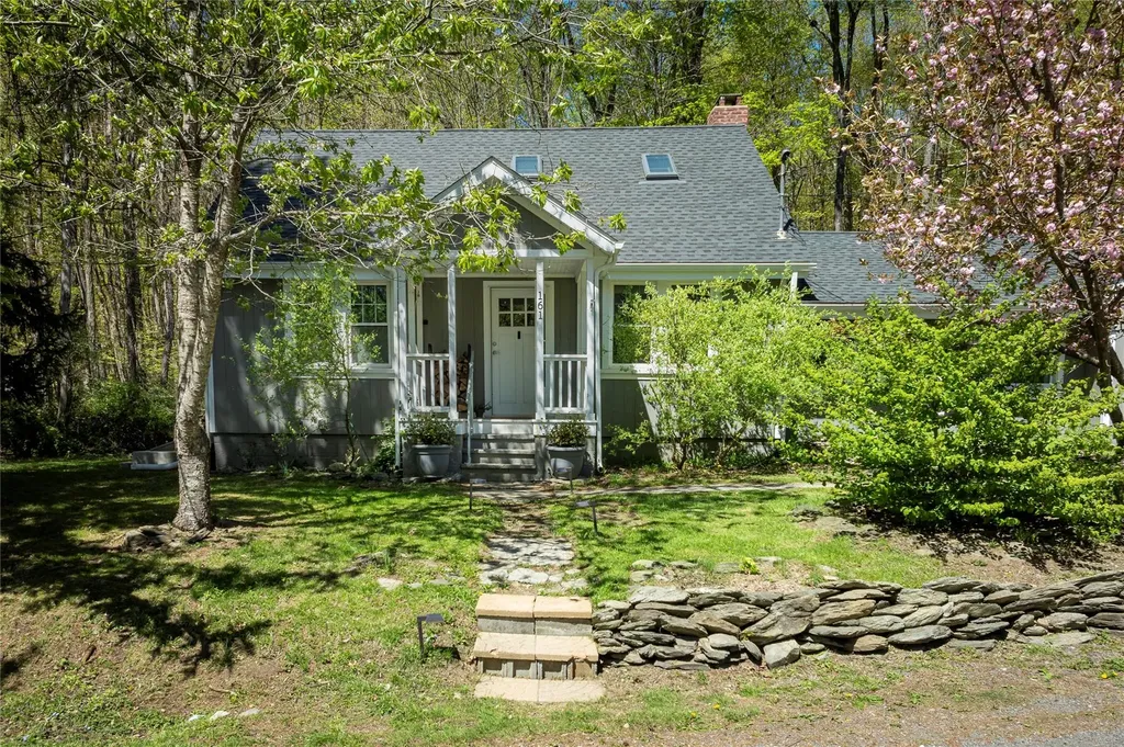 161 Camp Road Red Hook NY 12571