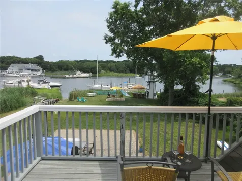 118 Overlook Drive Aquebogue NY 11931