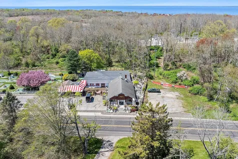 69465 Main Road Greenport NY 11944