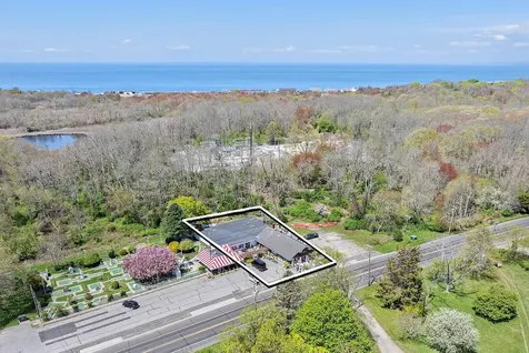 69465 Main Road Greenport NY 11944