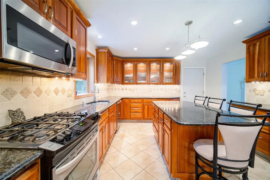 207 Freetown Highway Wallkill NY 12589