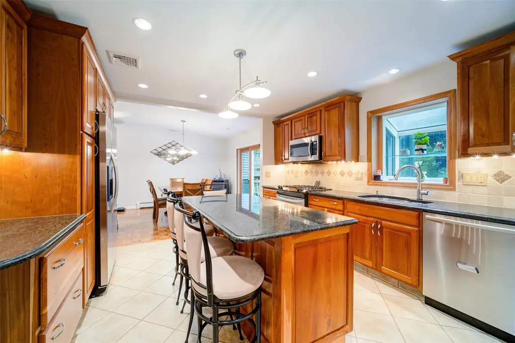 207 Freetown Highway Wallkill NY 12589