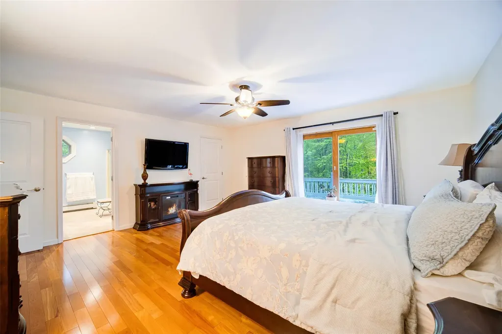 207 Freetown Highway Wallkill NY 12589