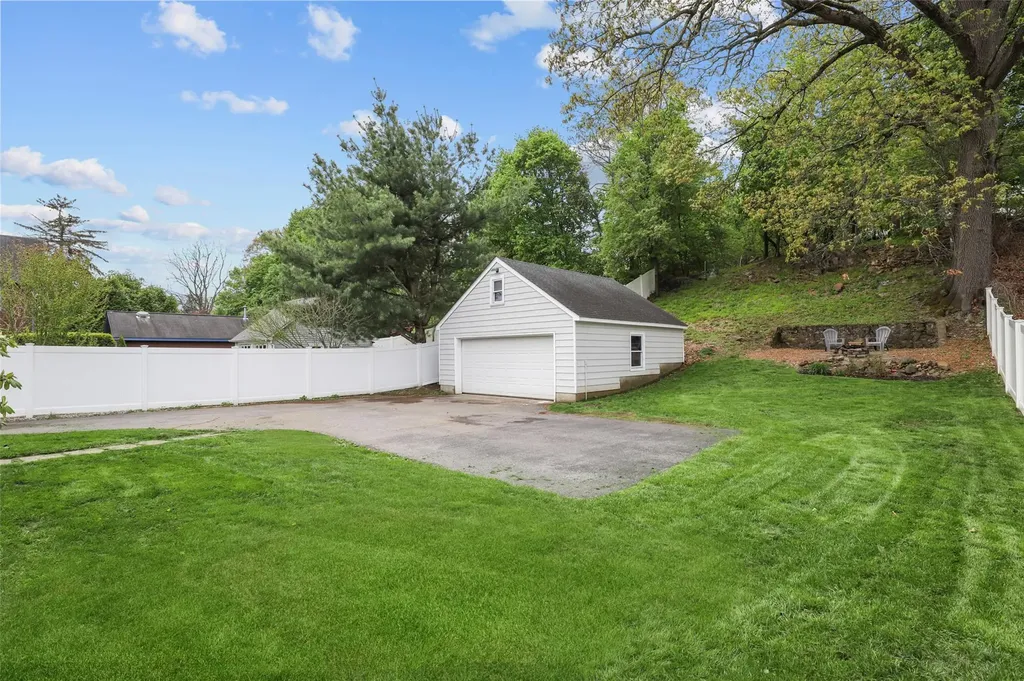 66 Grove Street Mount Kisco NY 10549
