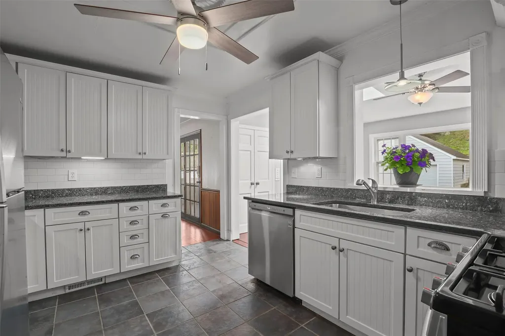 66 Grove Street Mount Kisco NY 10549