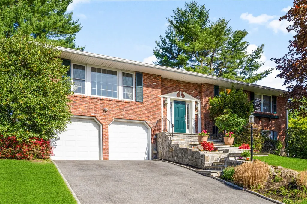 33 Sycamore Lane Irvington NY 10533