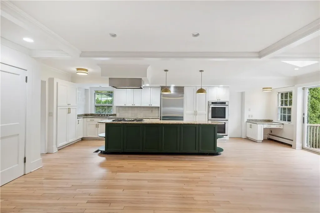9 Kingston Road Scarsdale NY 10583