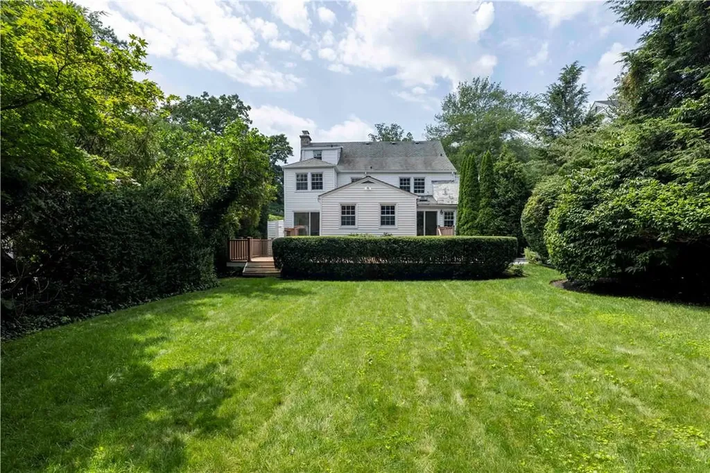 9 Kingston Road Scarsdale NY 10583