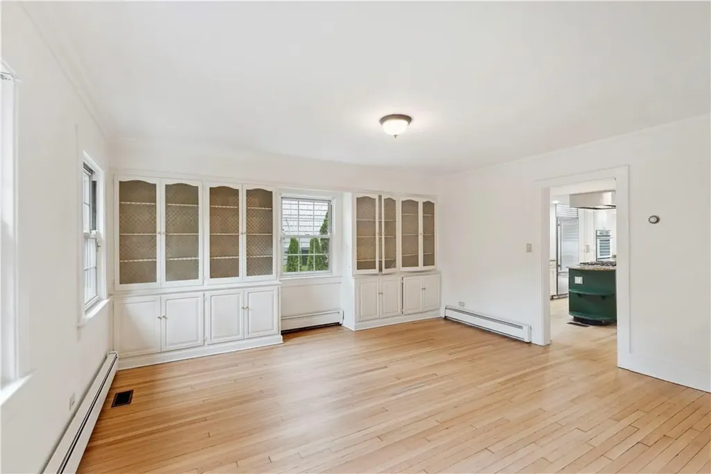 9 Kingston Road Scarsdale NY 10583