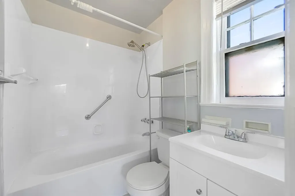 3399 Ely Avenue Bronx NY 10469