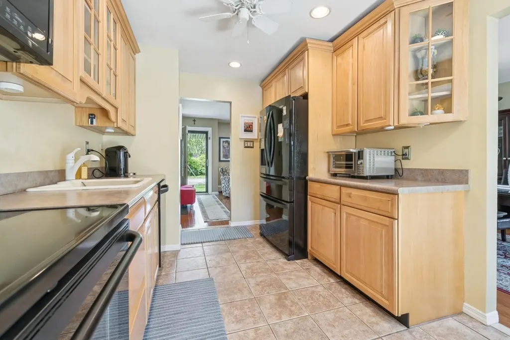 4 Winfield Davis Drive Coram NY 11727