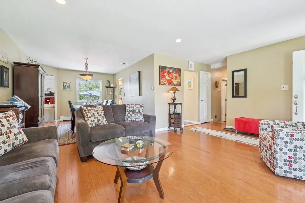 4 Winfield Davis Drive Coram NY 11727