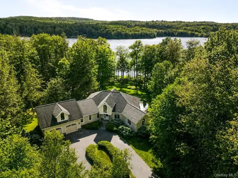 16 Deforest Drive South Fallsburg NY 12779