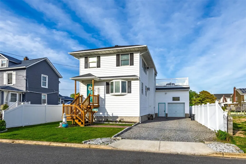 159 Araca Road Babylon NY 11702