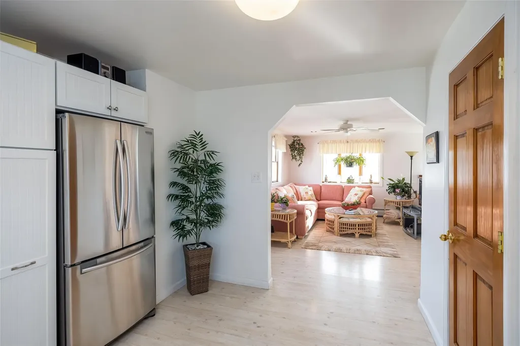 159 Araca Road Babylon NY 11702