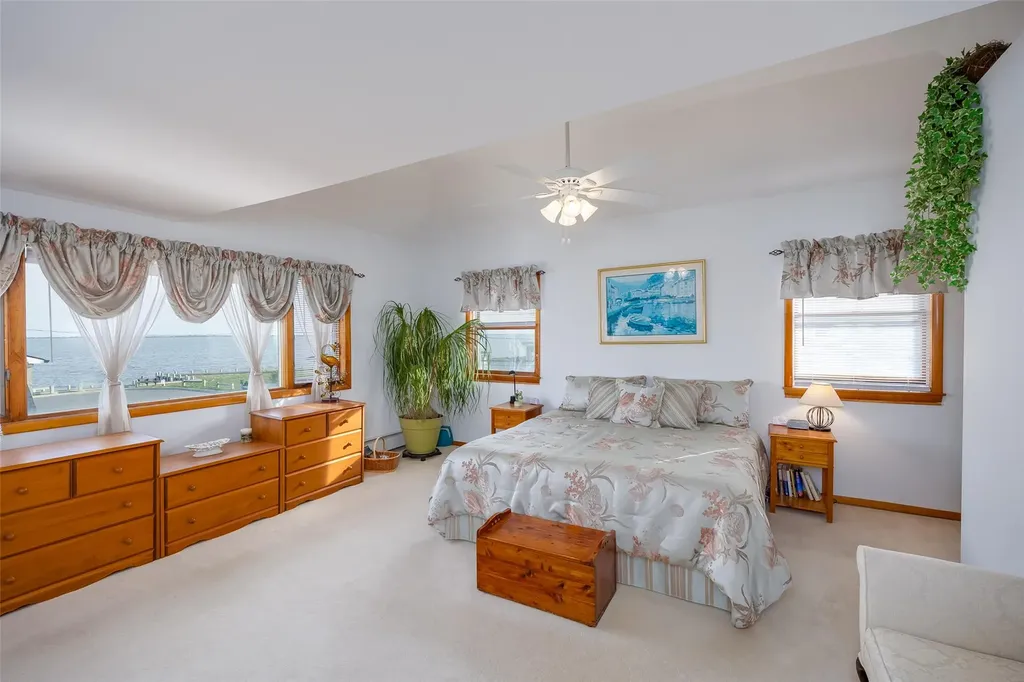 159 Araca Road Babylon NY 11702