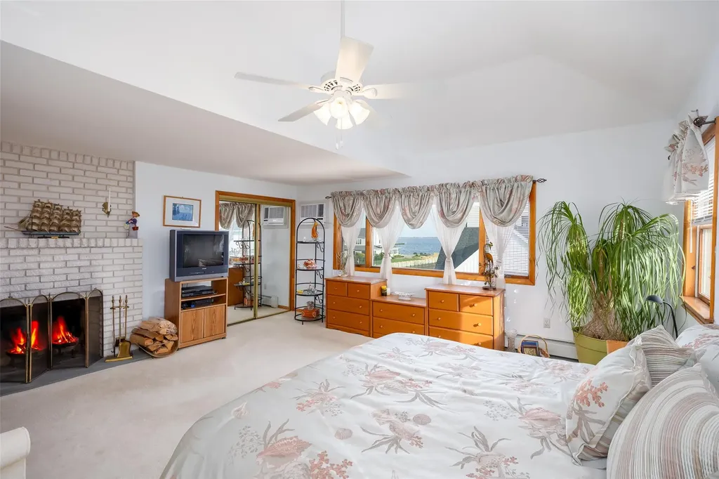 159 Araca Road Babylon NY 11702