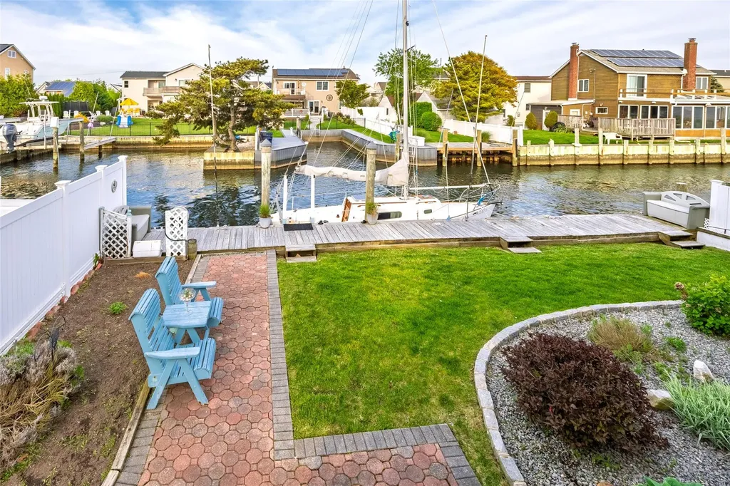 159 Araca Road Babylon NY 11702