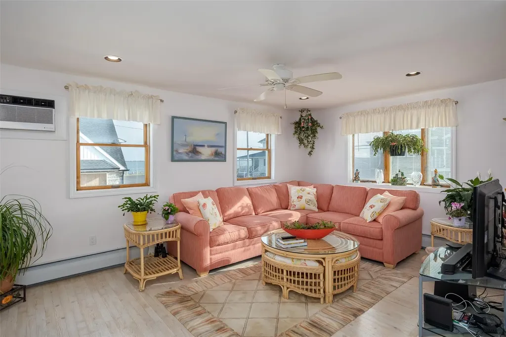159 Araca Road Babylon NY 11702