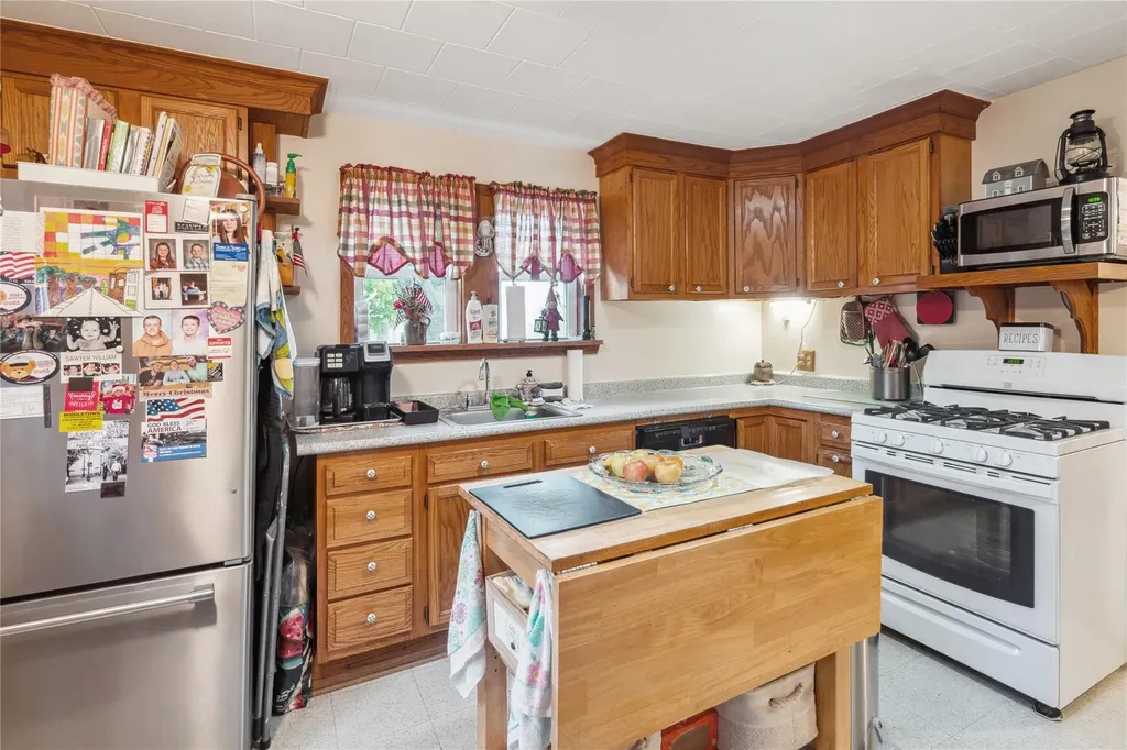 42 Wisner Avenue Middletown NY 10940