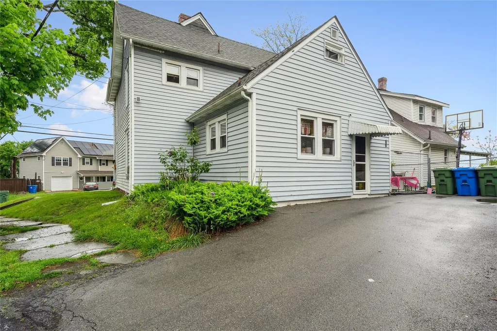 42 Wisner Avenue Middletown NY 10940