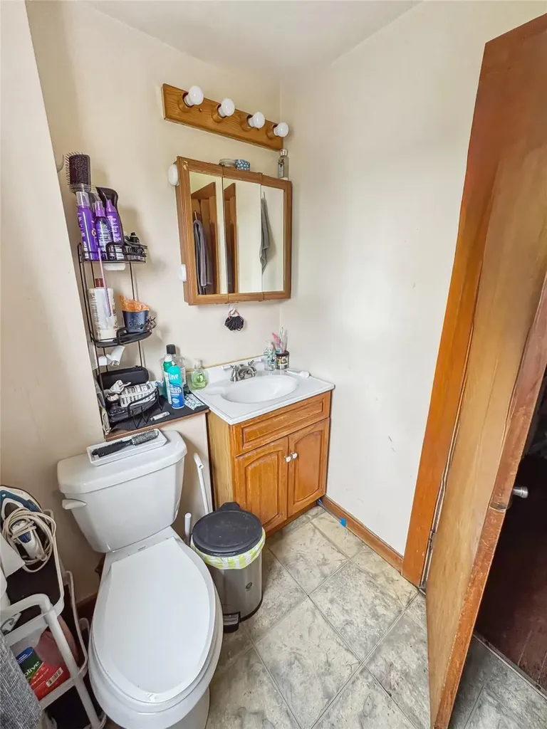 42 Wisner Avenue Middletown NY 10940