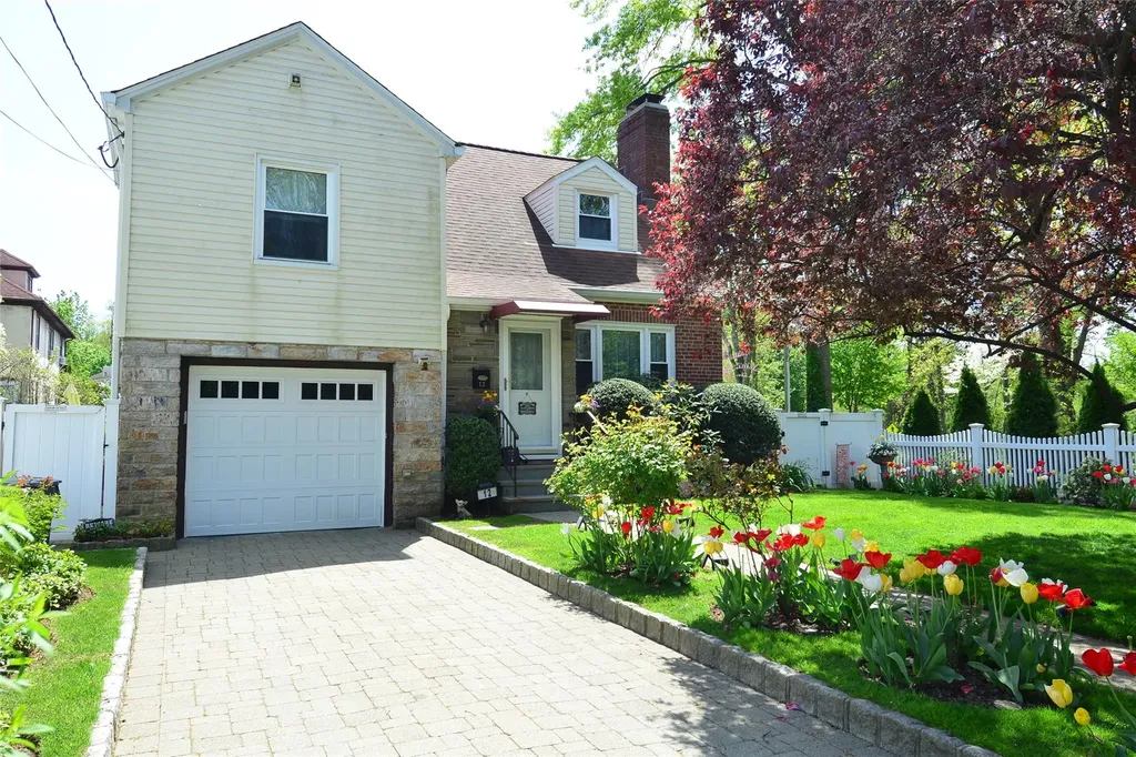 12 Yonkers Avenue Eastchester NY 10707