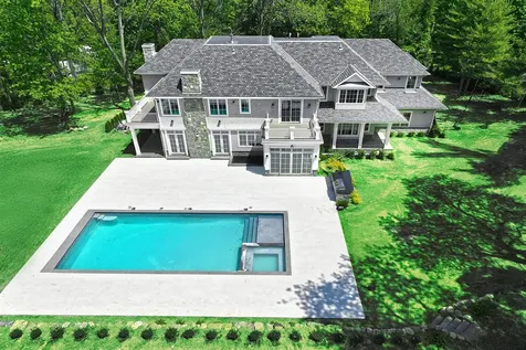 3 Woodhollow Lane Old Brookville NY 11545