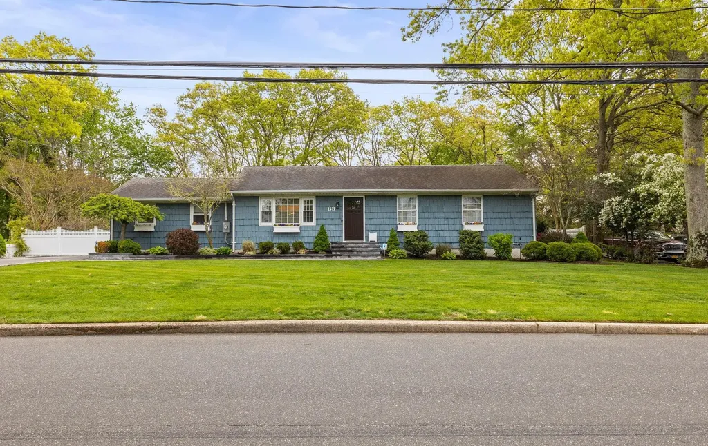 83 Hillside Avenue Saint James NY 11780