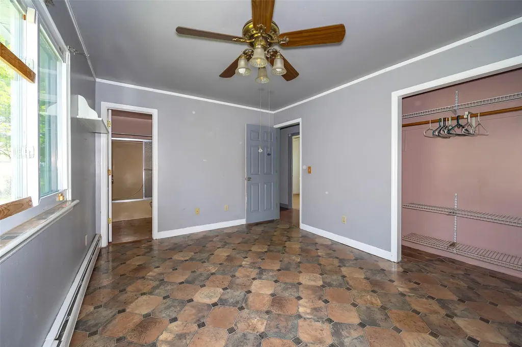 21 Hawk Lane Poughkeepsie NY 12601