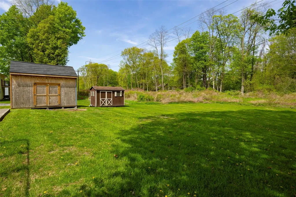 21 Hawk Lane Poughkeepsie NY 12601