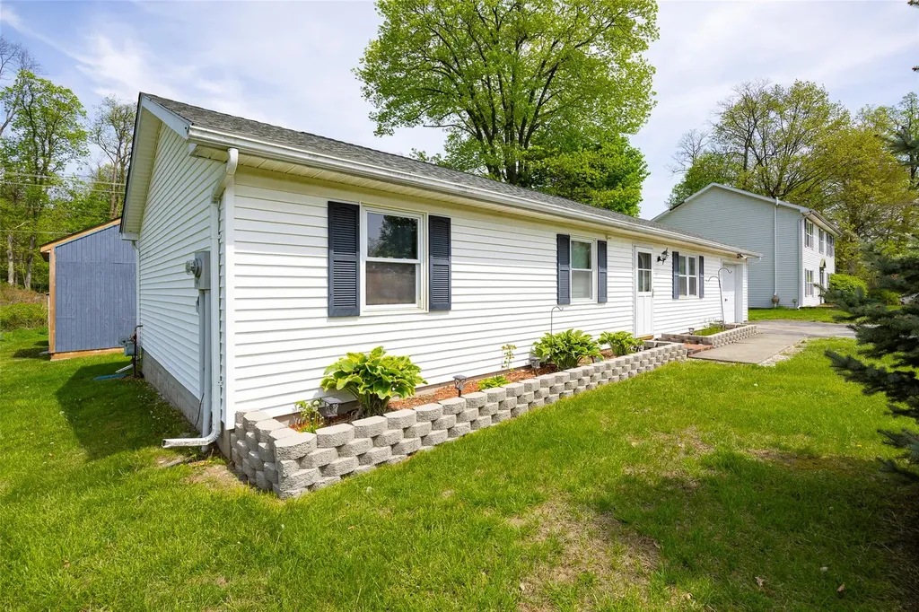 21 Hawk Lane Poughkeepsie NY 12601