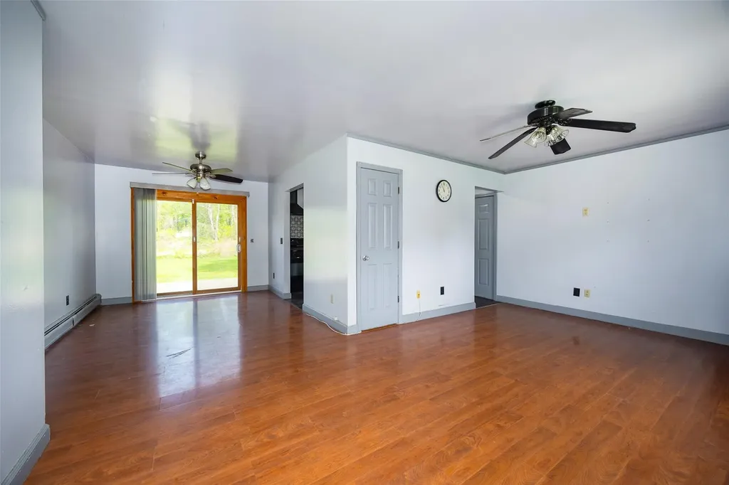 21 Hawk Lane Poughkeepsie NY 12601