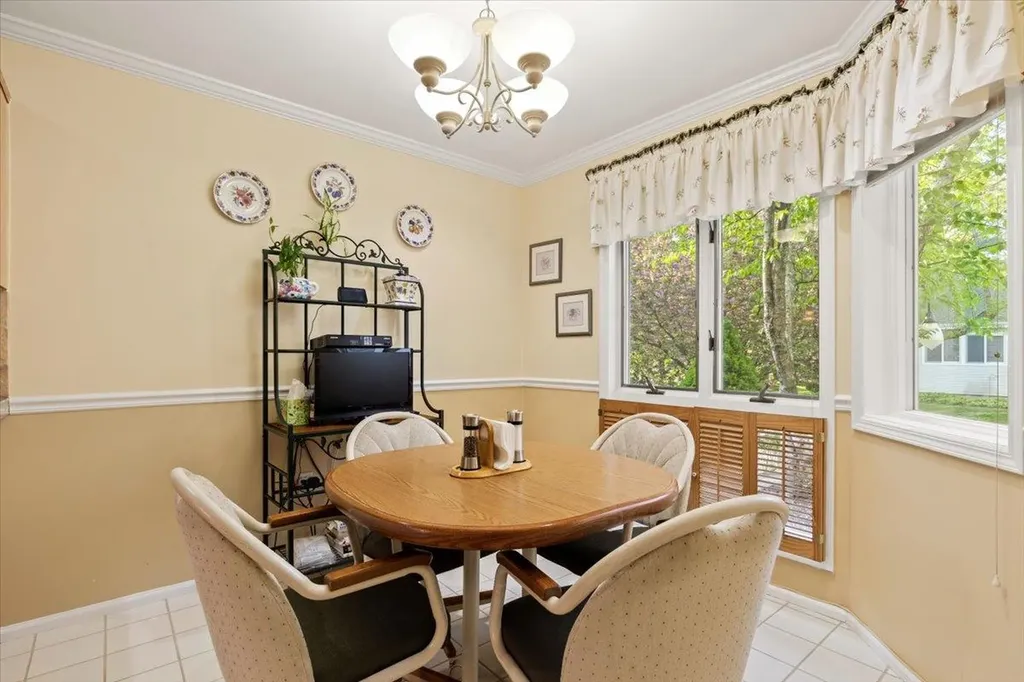 144 Winchester Drive Yonkers NY 10710