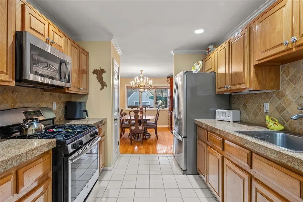 144 Winchester Drive Yonkers NY 10710