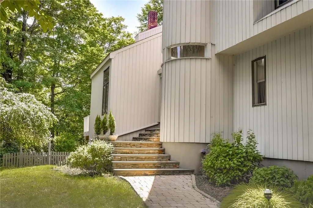 67 Tranquility Road Suffern NY 10901