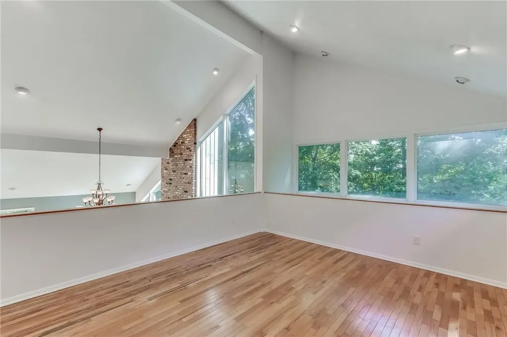 67 Tranquility Road Suffern NY 10901