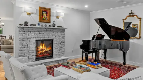 78 Schultz Hill Road Rhinebeck NY 12580