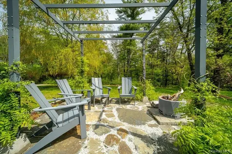 78 Schultz Hill Road Rhinebeck NY 12580