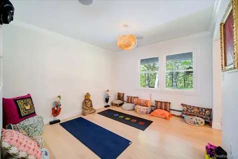 78 Schultz Hill Road Rhinebeck NY 12580