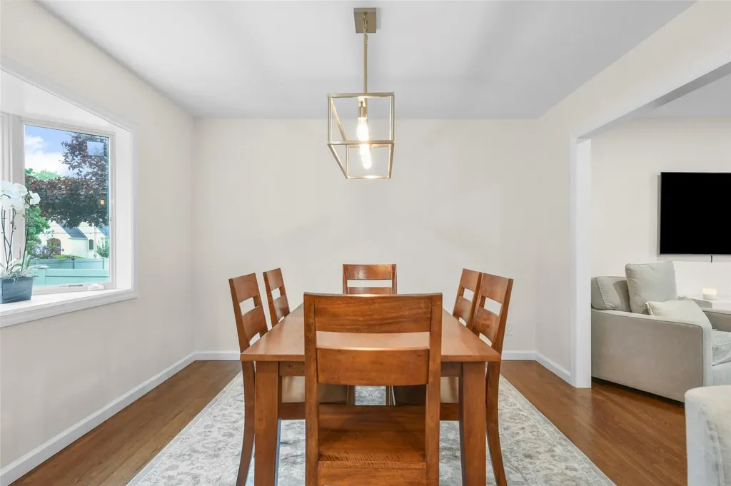 66 Lee Avenue Scarsdale NY 10583