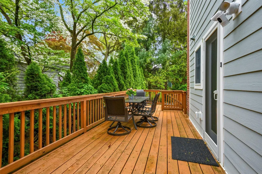 66 Lee Avenue Scarsdale NY 10583