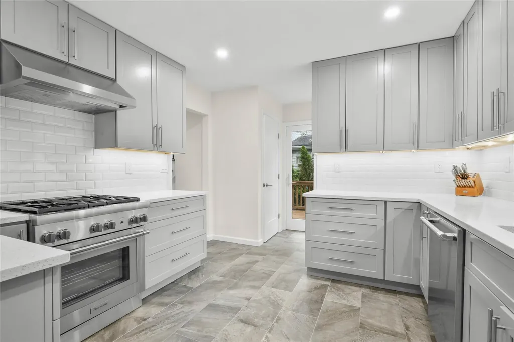 66 Lee Avenue Scarsdale NY 10583