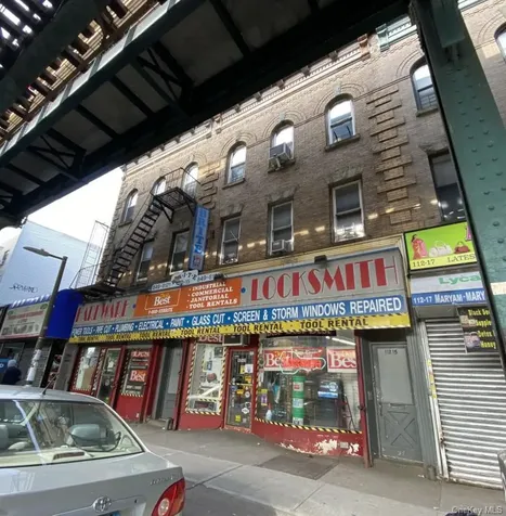 11213 Jamaica Avenue Richmond Hill NY 11418