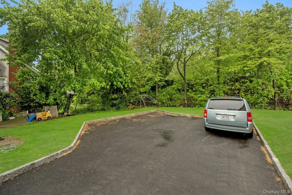 209 Grand Street Mamaroneck NY 10543