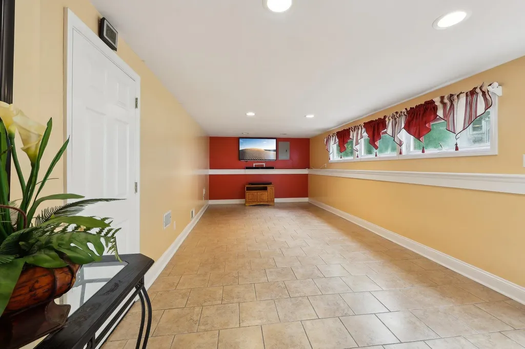 2 Delaware Road Newburgh NY 12550