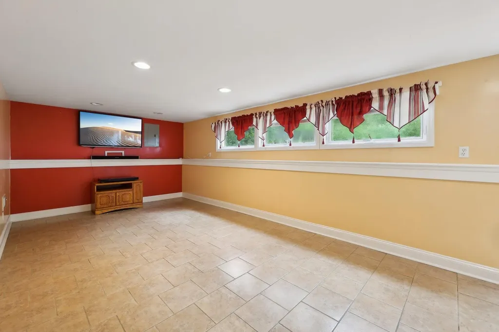 2 Delaware Road Newburgh NY 12550