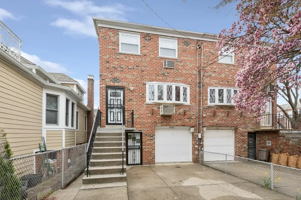 2665 Harding Avenue Bronx NY 10465