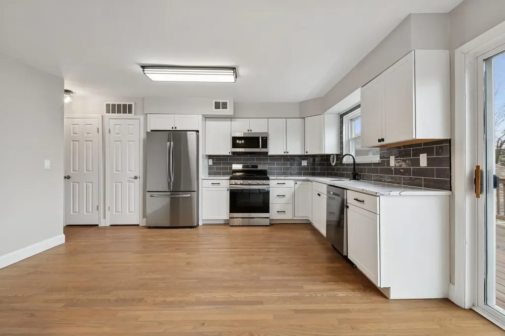 2665 Harding Avenue Bronx NY 10465